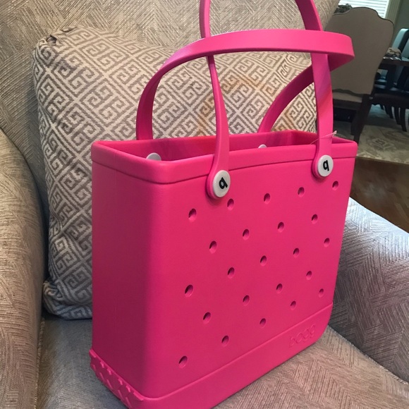 pink bogg bag